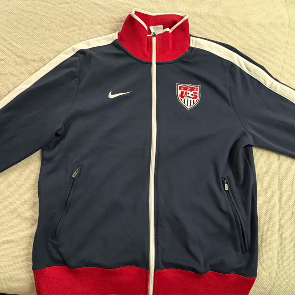 Nike 2010 Team USA World Cup Nike Zip-Up Jacket – Size Large